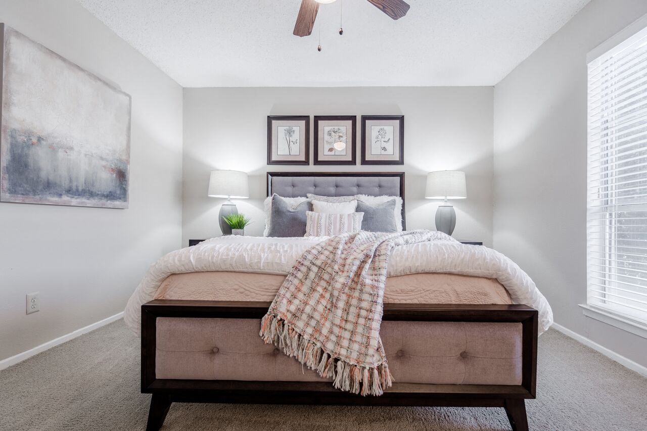 Apartments for Rent in Carrollton, TX Country Square